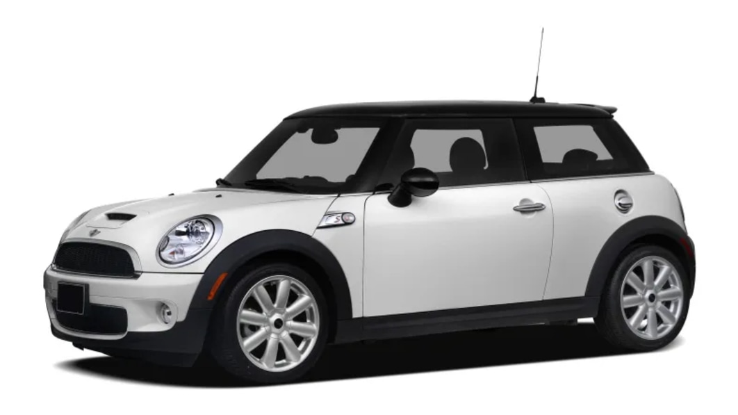 Mini recalls nearly 100,000 cars for potential electrical fire hazard - Autoblog

