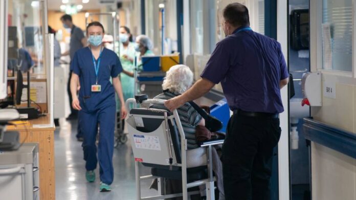 NHS England emergency services are still struggling, warns watchdog


