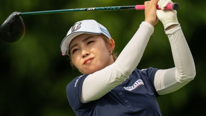 HSBC Women's World Championship: Ayaka Furue leads by two strokes going into final round in Singapore