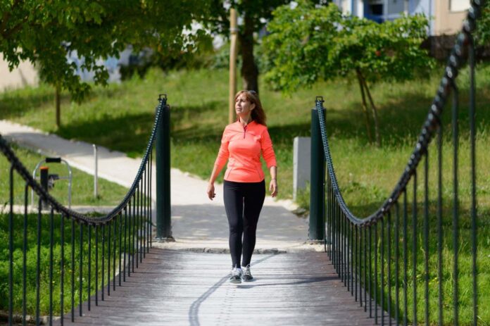 Walking helps keep people free of lower back pain for longer